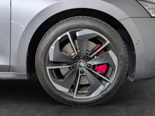 Škoda Octavia Combi 2.0 TSI DSG RS
