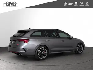 Škoda Octavia Combi 2.0 TSI DSG RS
