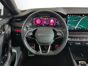 Škoda Octavia Combi 2.0 TSI DSG RS