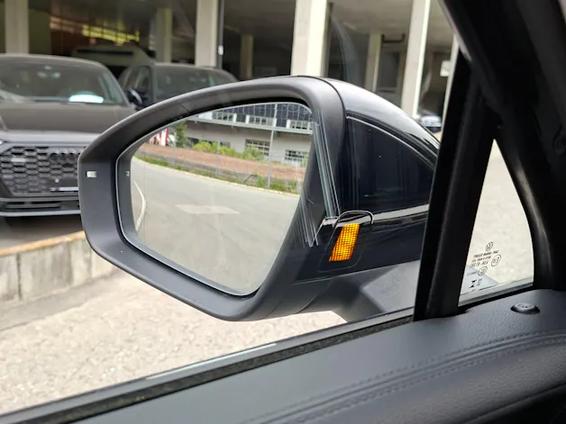 VW Tiguan 2.0 TSI DSG Elegance 4Motion *Panormadach+Anhängerkupplung*