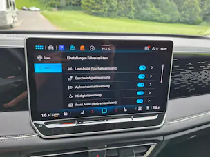 VW Tiguan 2.0 TSI DSG Elegance 4Motion *Panormadach+Anhängerkupplung*