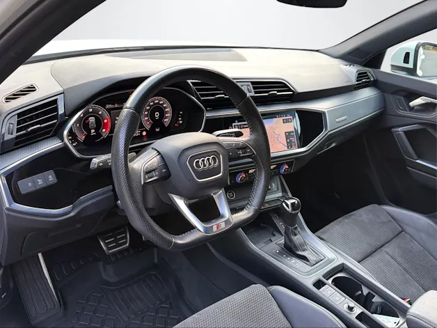 Audi Q3 2.0 40 TDI Advanced quattro S-Tronic
