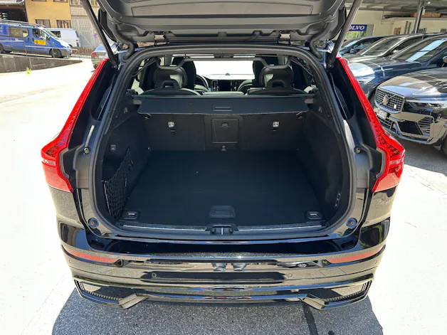Volvo XC60 T8 eAWD PluginHybrid R-Design Geartronic