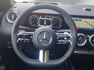 Mercedes-Benz GLA 220 4Matic 8G-DCT