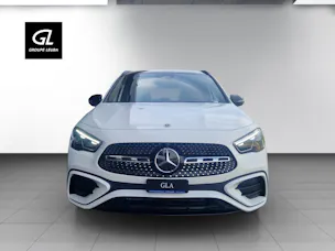 Mercedes-Benz GLA 220 4Matic 8G-DCT