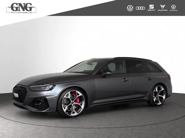 Audi RS4 Avant quattro tiptronic