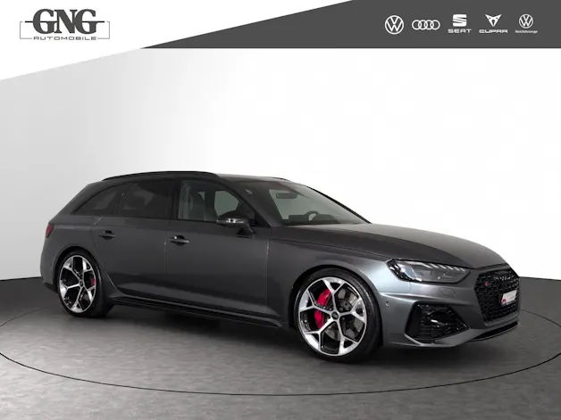 Audi RS4 Avant quattro tiptronic