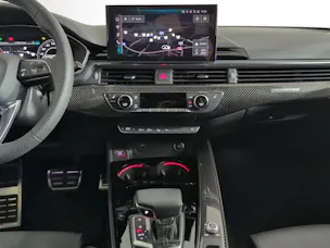Audi RS4 Avant quattro tiptronic