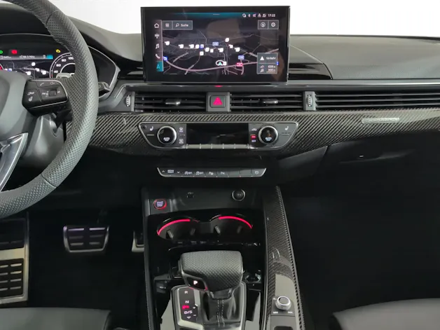Audi RS4 Avant quattro tiptronic