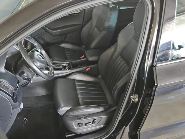Škoda Karoq 2.0 TSI SportLine 4x4 DSG