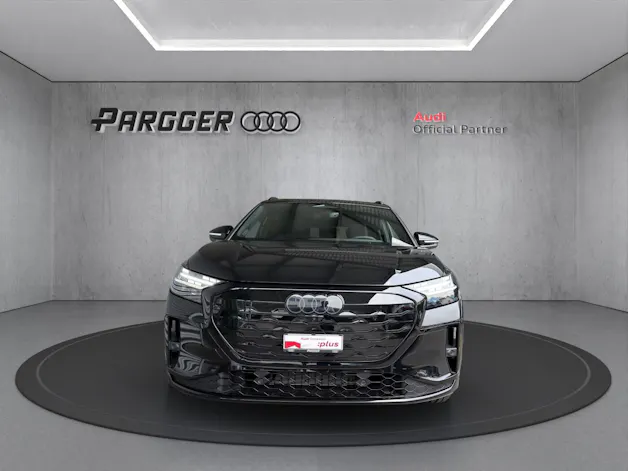 Audi Q4 e-tron SUV quattro performance