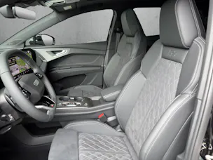 Audi Q4 e-tron SUV quattro performance