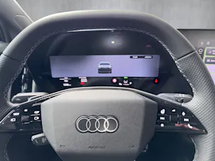 Audi Q4 e-tron SUV quattro performance