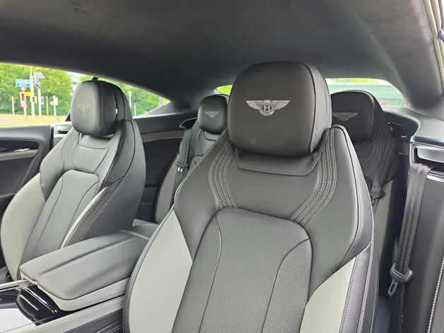 Bentley Continental GT S/ 1.9% Leasing möglich.