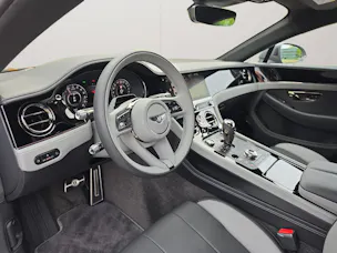 Bentley Continental GT S/ 1.9% Leasing möglich.