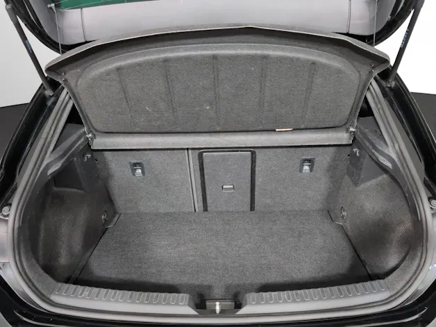 SEAT Leon 1.5 eTSI mHEV DSG Hola FR