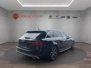 Audi S4 Avant 3.0 TFSI quattro tiptronic