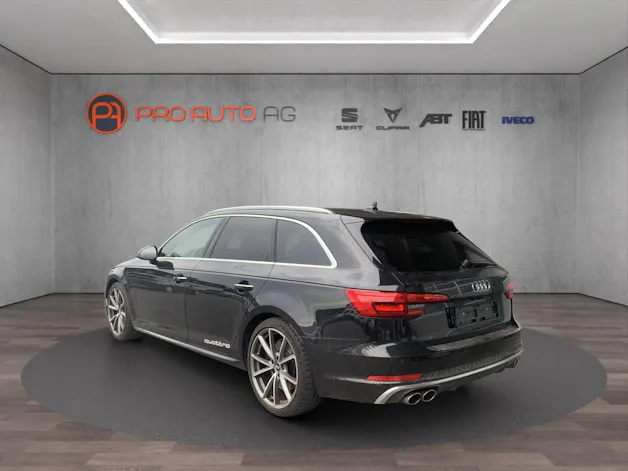 Audi S4 Avant 3.0 TFSI quattro tiptronic