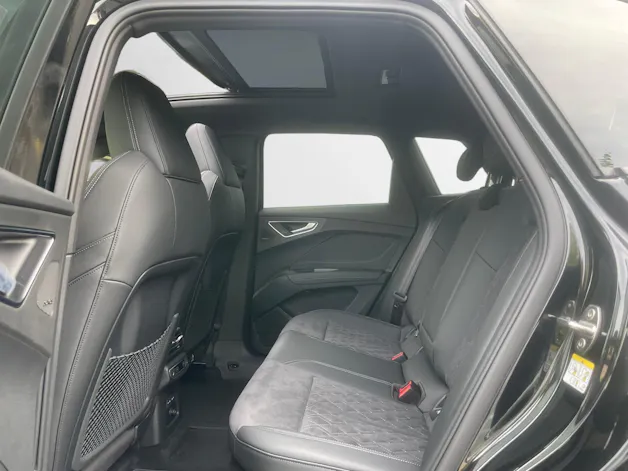 Audi Q4 e-tron SUV performance