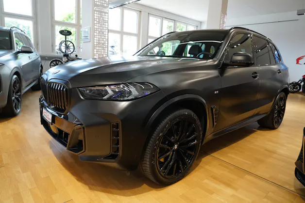 BMW X5 xDrive 48V 40i M Sport Pro Steptronic Frozen Black