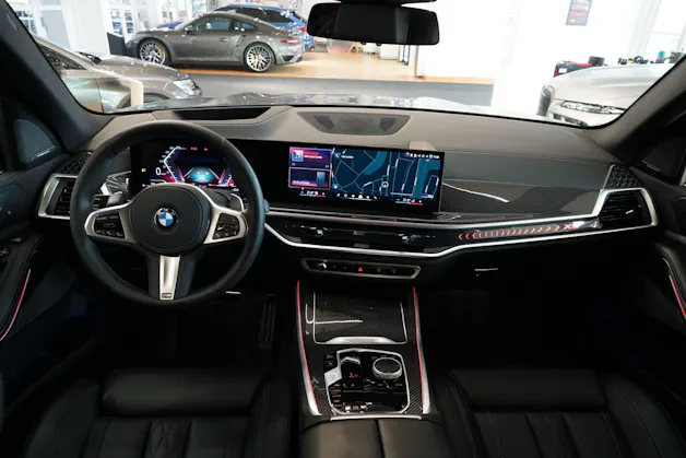 BMW X5 xDrive 48V 40i M Sport Pro Steptronic Frozen Black