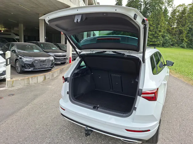 Škoda Karoq 2.0 TSI SportLine 4x4 DSG *Anhängerkupplung+Panodach+inkl. Garantie*