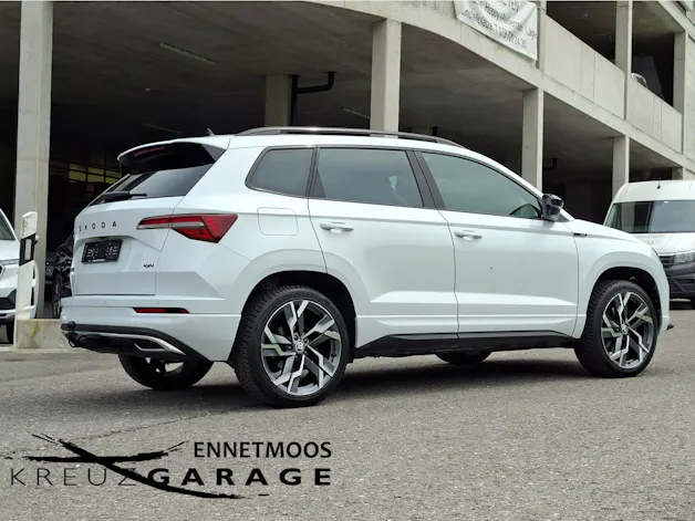 Škoda Karoq 2.0 TSI SportLine 4x4 DSG *Anhängerkupplung+Panodach+inkl. Garantie*