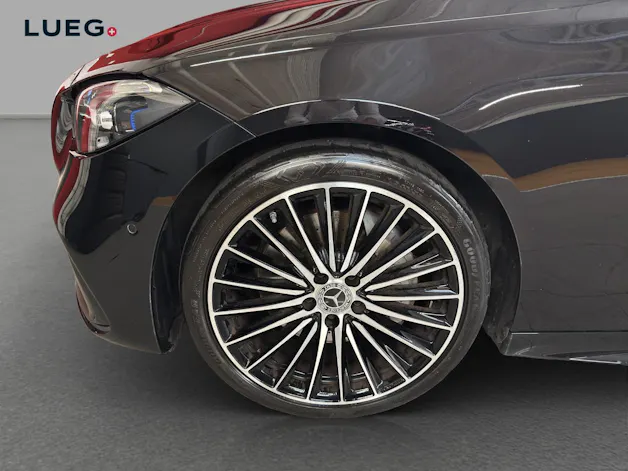 Mercedes-Benz C 200 4M - AMG / 360 Grad Kamera / Digital Light / Soundsystem
