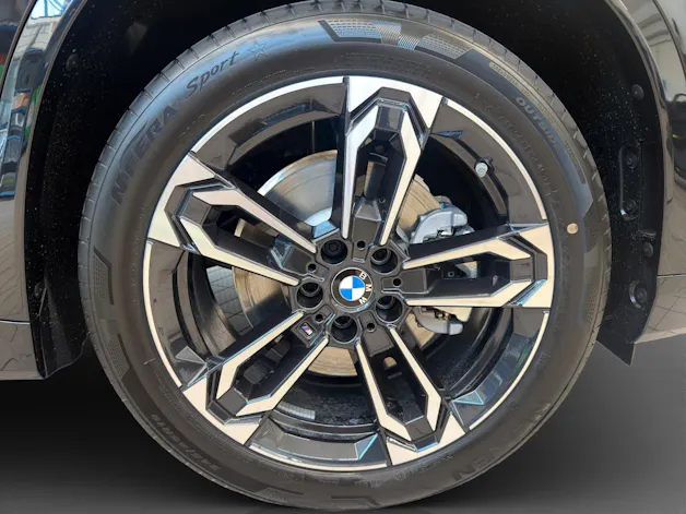 BMW iX1 xDrive 30 M Sport Edition