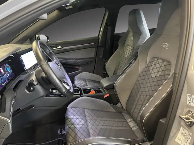VW Golf Variant 2.0 TSI R-Line DSG 4Motion