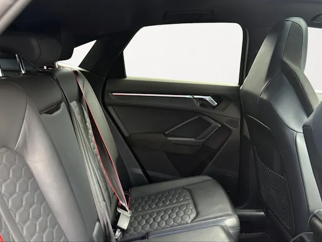AUDI RS Q3 Sportback quattro S tronic
