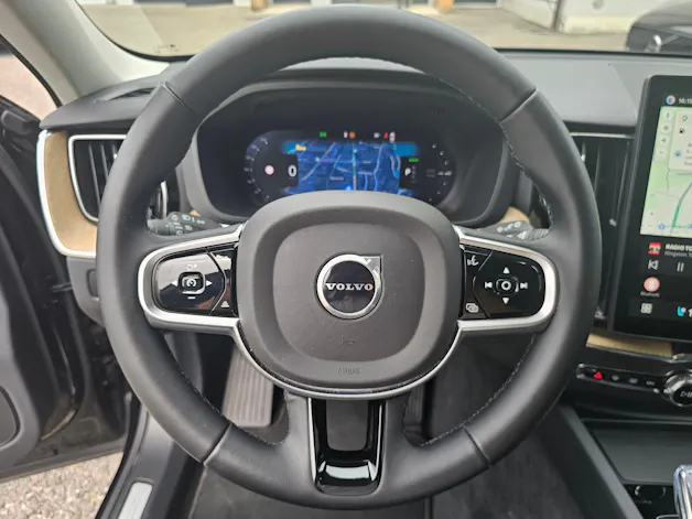 Volvo XC60 2.0 T6 TE Plus Dark eAWD