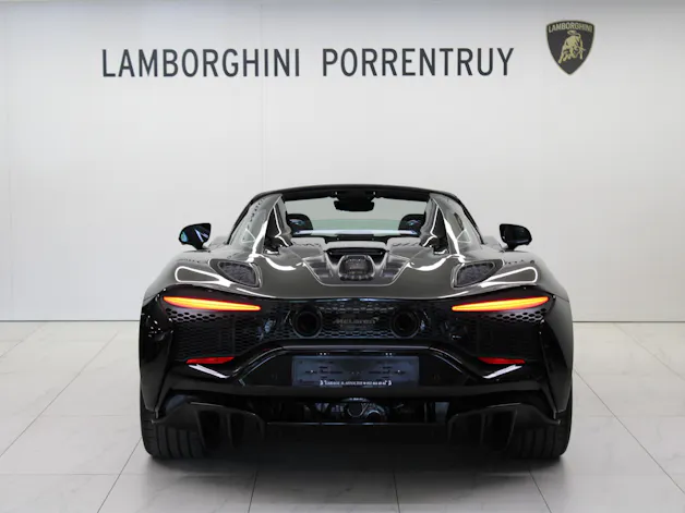 McLaren Artura Spider
