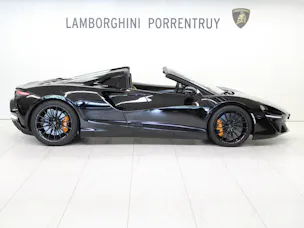McLaren Artura Spider
