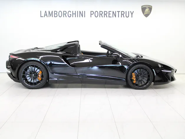 McLaren Artura Spider
