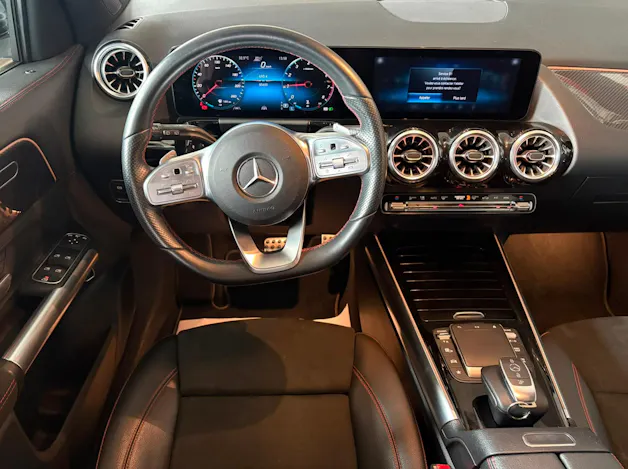 Mercedes-Benz GLA 250 AMG Line 4matic