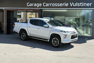 Mitsubishi L200 D-Cab Pick-up 2.2 DID 4x4 Style