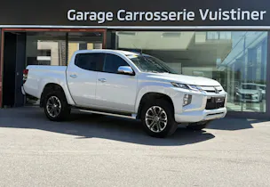 Mitsubishi L200 D-Cab Pick-up 2.2 DID 4x4 Style