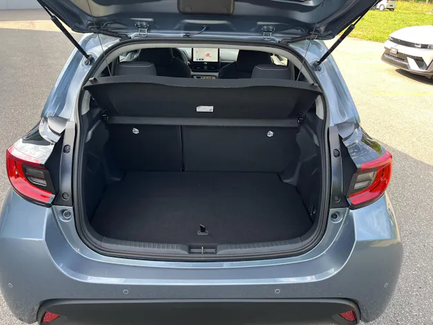 Toyota Yaris 1.5 VVT-i HSD Trend