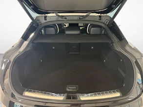 https://vehicle.imgix.net/4395364/f6e85aa3-2fc8-4d2c-bd95-7feff37c4934.jpg