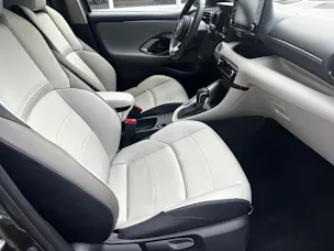 Toyota Yaris 1.5 VVT-i HSD Premium