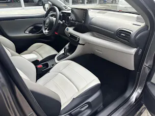 Toyota Yaris 1.5 VVT-i HSD Premium