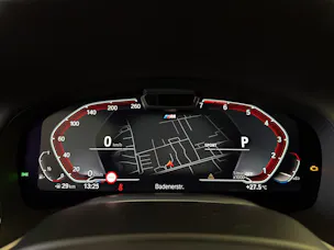 BMW 750i xDrive M-SportPaket