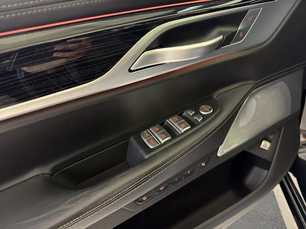 BMW 750i xDrive M-SportPaket