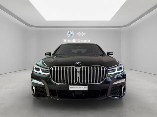 BMW 750i xDrive M-SportPaket