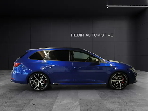 SEAT Leon ST 2.0 TSI 300 Cupra 4Drive DSG