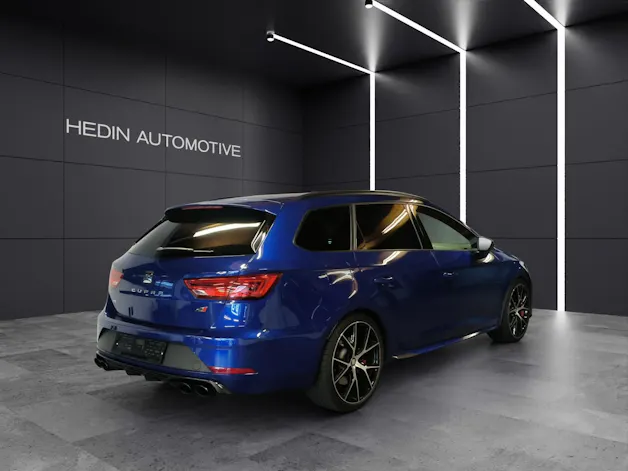 SEAT Leon ST 2.0 TSI 300 Cupra 4Drive DSG