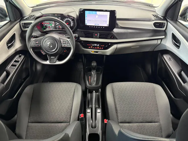 Suzuki Swift 1.2 Sakura Hybrid
