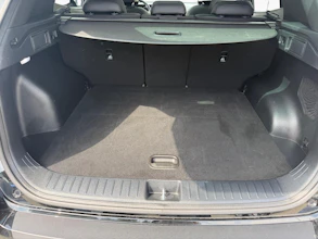 https://vehicle.imgix.net/4395548/c5232db6-a749-432b-9084-5c9f30204e97.jpg