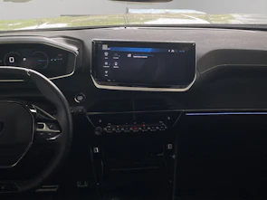 Fahrzeugbild PEUGEOT 2008 1.2 Hybrid 145 GT Exclusive